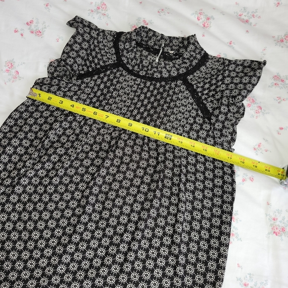 Women's Top and Shorts Outfit Size 2 Apt 9 - Picture 7 of 7